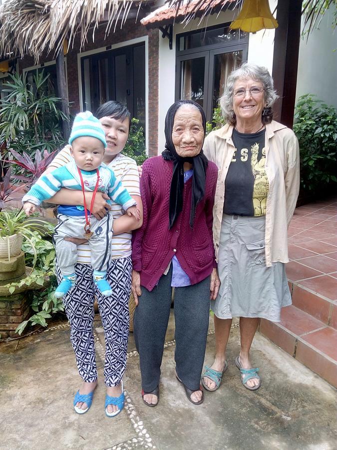 Thanh Tay Homestay ホイアン エクステリア 写真
