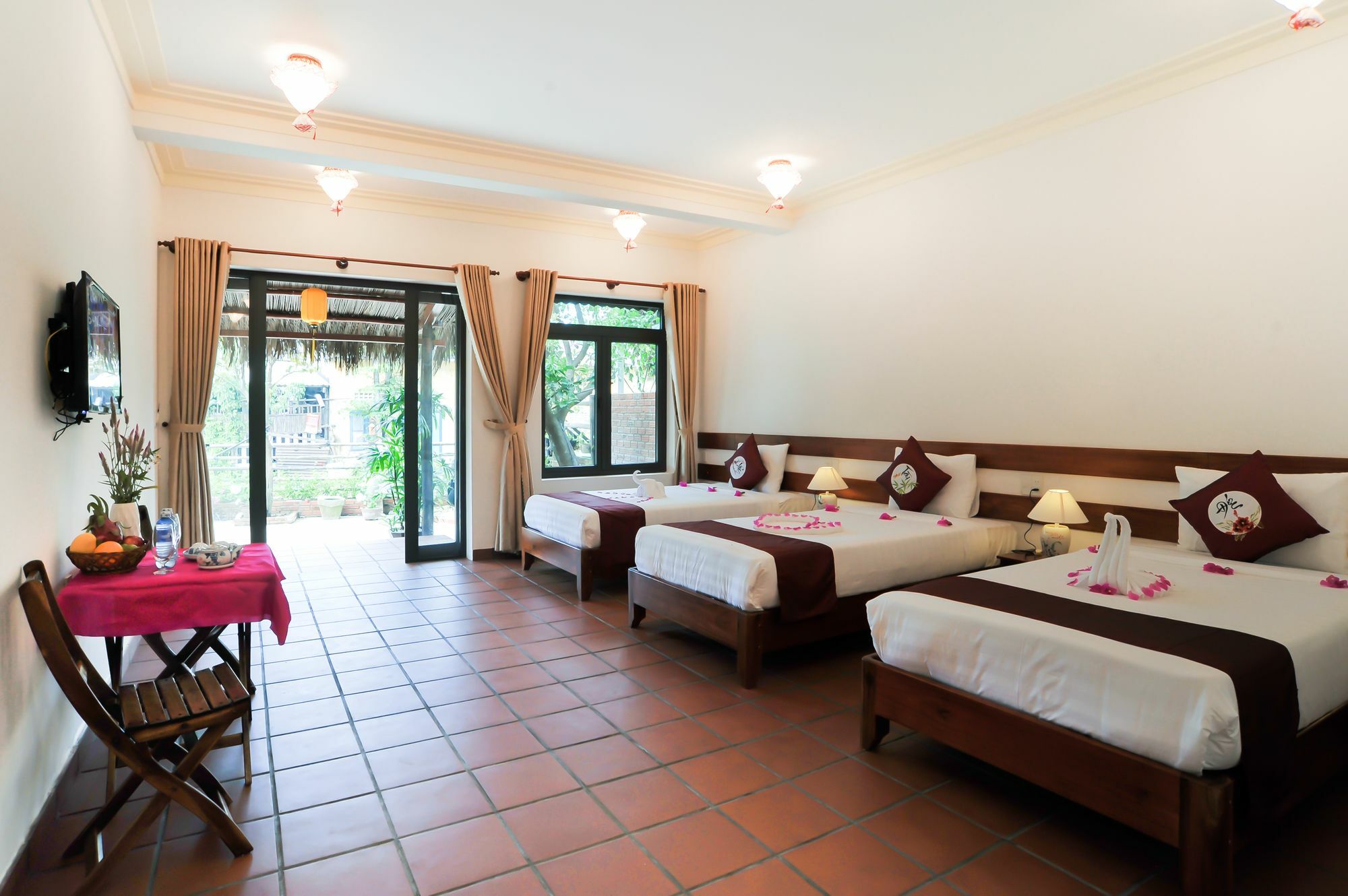 Thanh Tay Homestay ホイアン エクステリア 写真