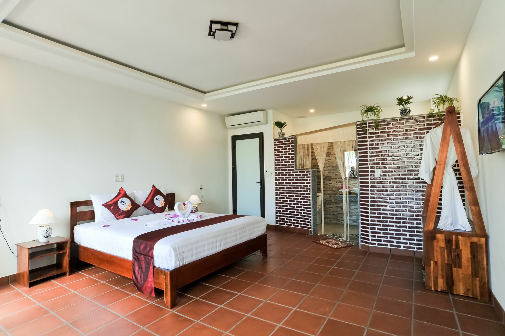Thanh Tay Homestay ホイアン エクステリア 写真